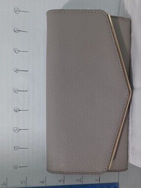Seven Days elegant Women's Envelope Clutch in Gray